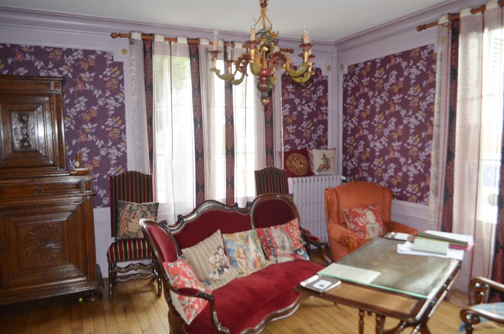 Lit En Loire Bed & Breakfast Saint-Cyr-sur-Loire Exterior photo