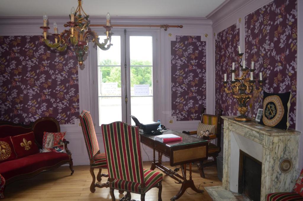 Lit En Loire Bed & Breakfast Saint-Cyr-sur-Loire Exterior photo